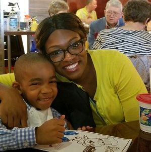 Meet your Posher, Robyn